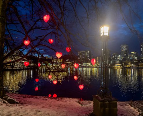 Stavanger-City-Park-Hearts-Winter
